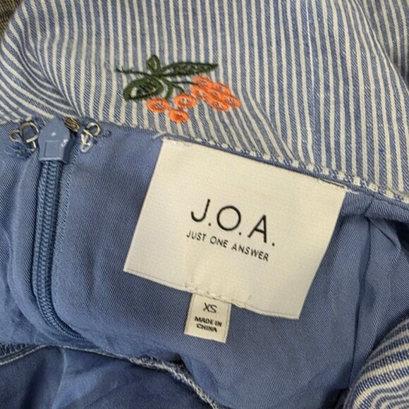 Anthropologie J.O.A  linen flower Embroidered  midi dress - Picture 7 of 7